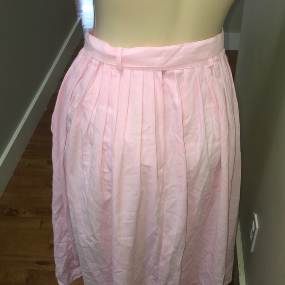 Vintage Pink Skirt - Picture 4 of 4
